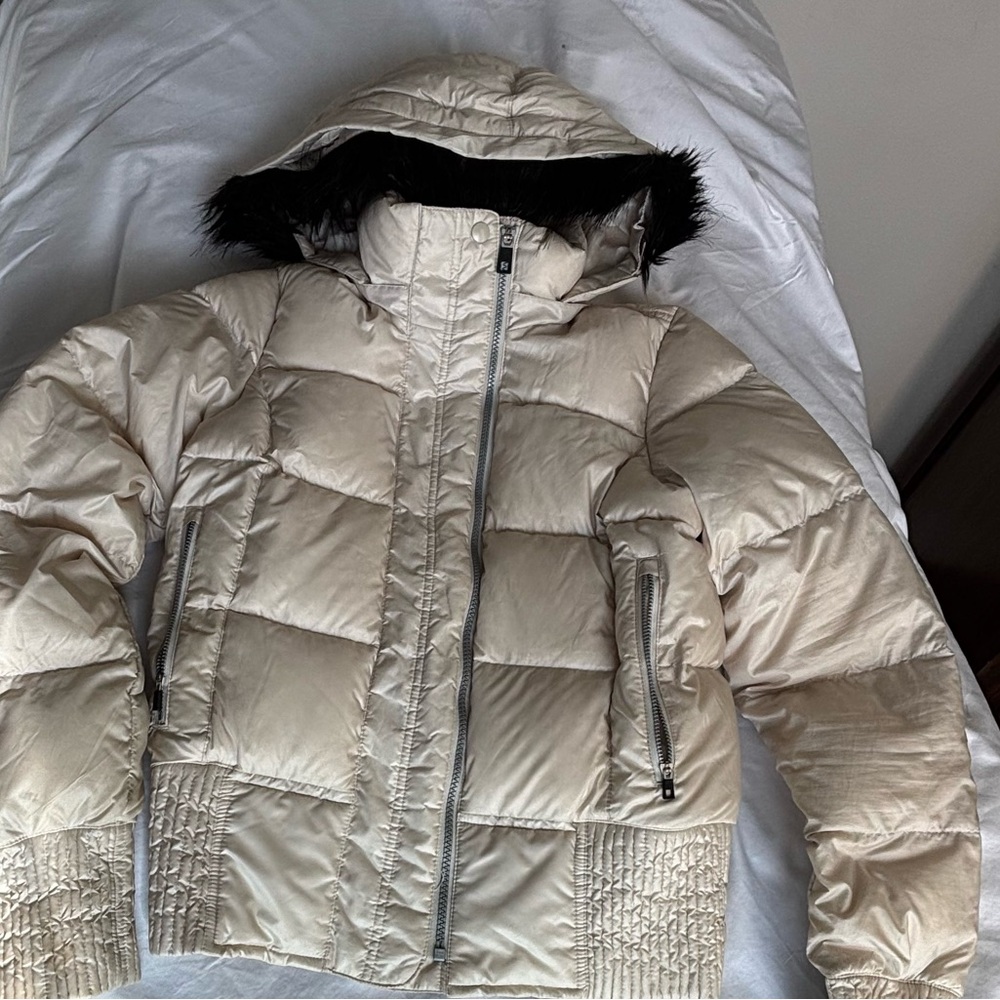 Nike The Athletic Dept Cream Puffer Jacket Faux Fur Hood Size M
